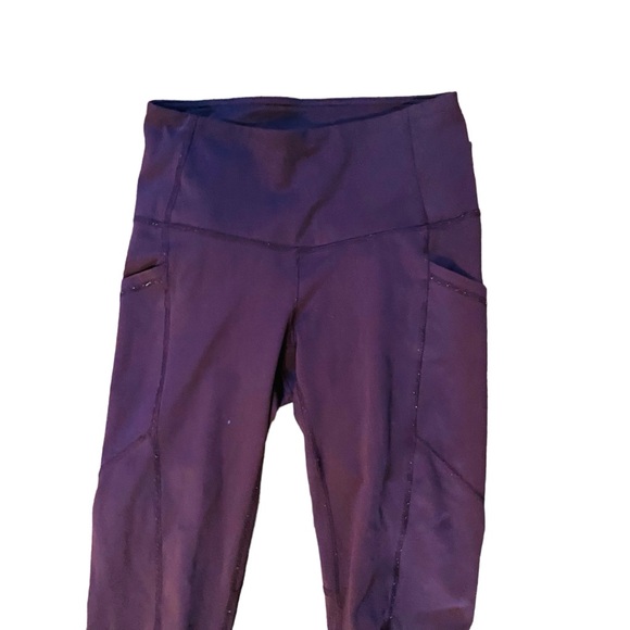 ⭐️ Yogalicious Lux Medium Plum Purple Leggings with Pockets - Picture 6 of 7